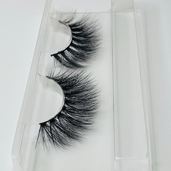 Sexy Bitch - Picture 3 of 5